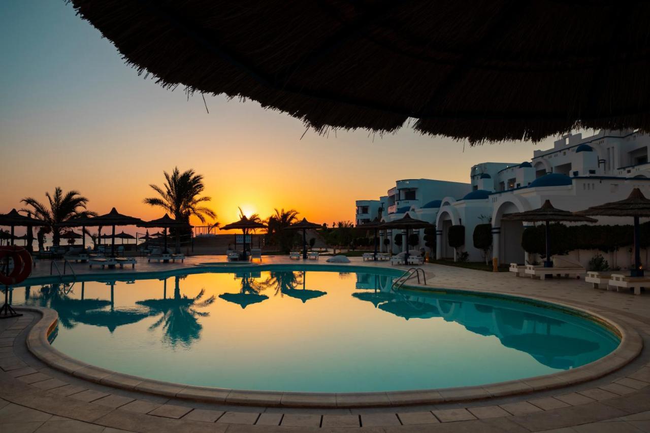 Coral Sun Beach (Adults Only) Safaga Bagian luar foto