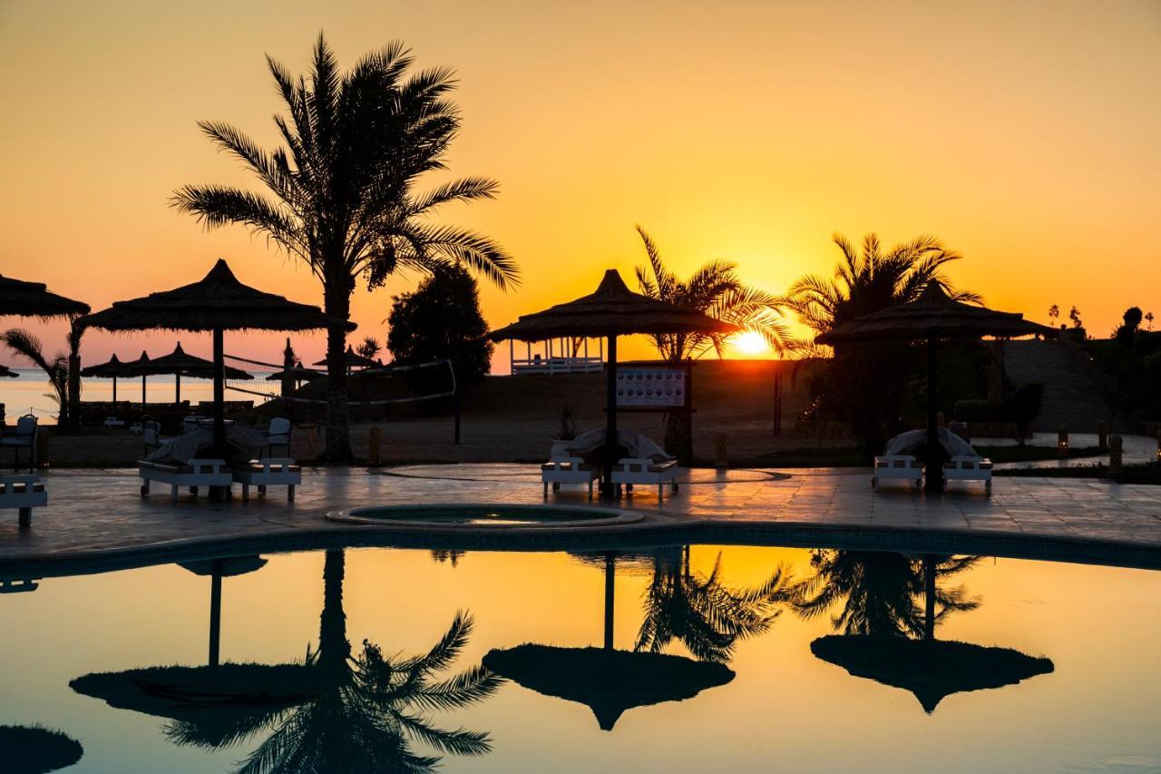 Coral Sun Beach (Adults Only) Safaga Bagian luar foto